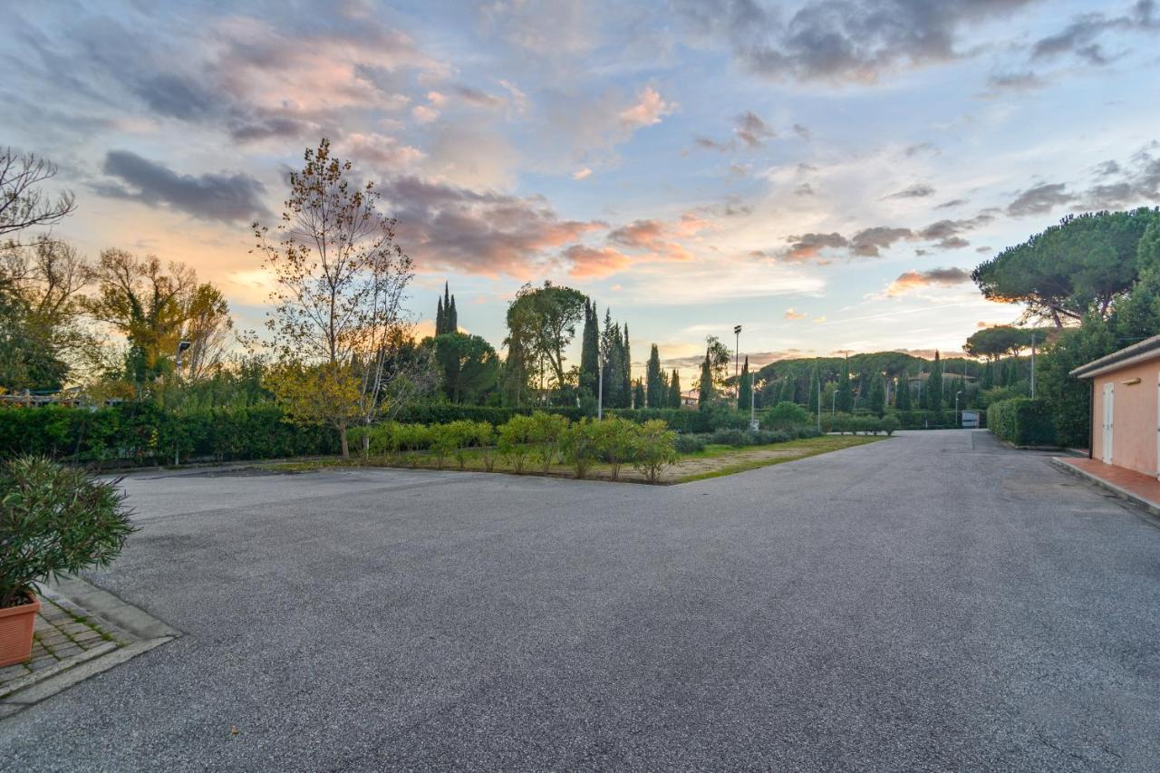 Residence San Rossore Pisa Exterior photo
